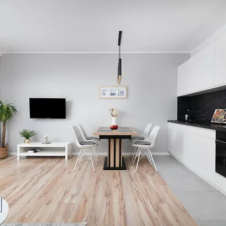 Easy Rent - Business Center 69 *